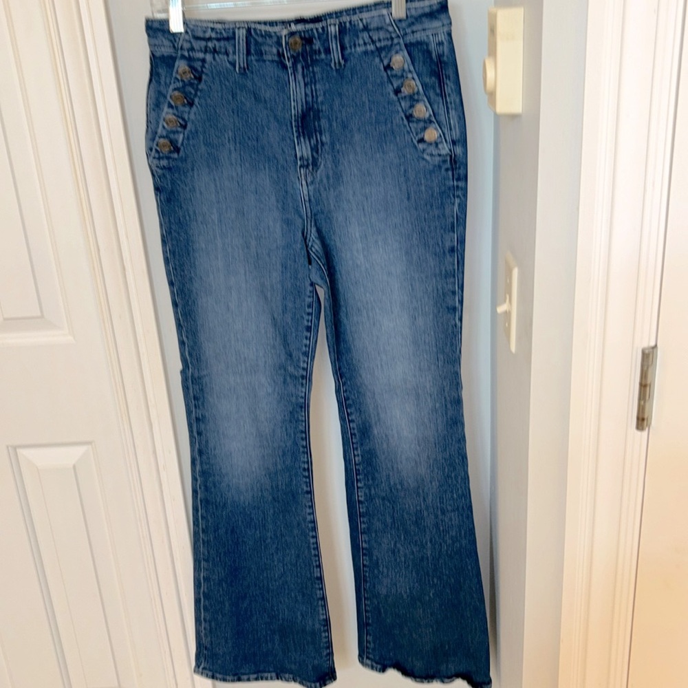 Gap Denim size 8 misses jeans, 70s flare